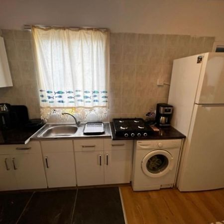 Girne Center 3 Rooms 150 M To Beach المظهر الخارجي الصورة