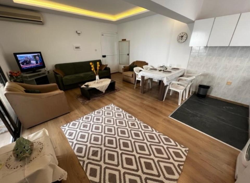 Girne Center 3 Rooms 150 M To Beach المظهر الخارجي الصورة